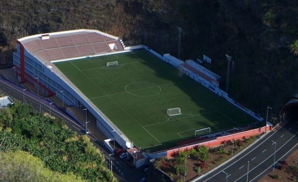 El Real Zaragoza jugará en un estadio único y lejos del volcán