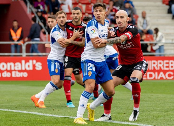 El Real Zaragoza empeora como nunca su salud goleadora