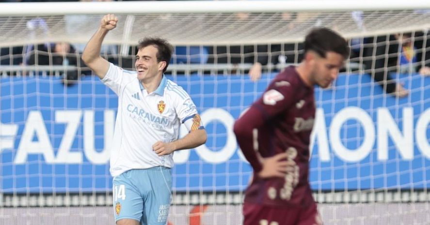 El Real Zaragoza resuelve con buen fútbol y uno más las erratas de Andrada